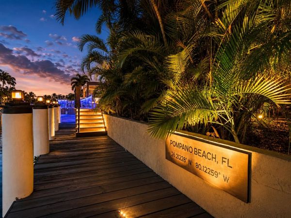21 SE 14th Street, Pompano Beach, FL 33060