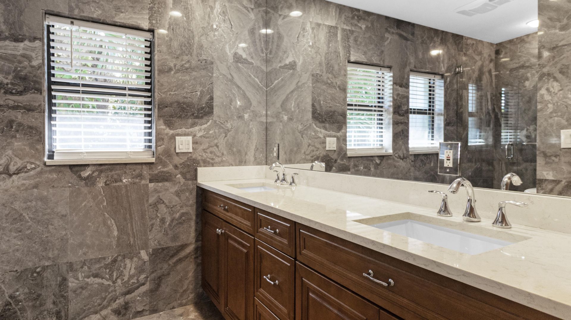 21 SE 14th Street, Pompano Beach, FL 33060 Photo