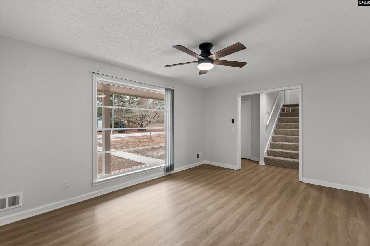 100 Marilyn Lane Photo 6