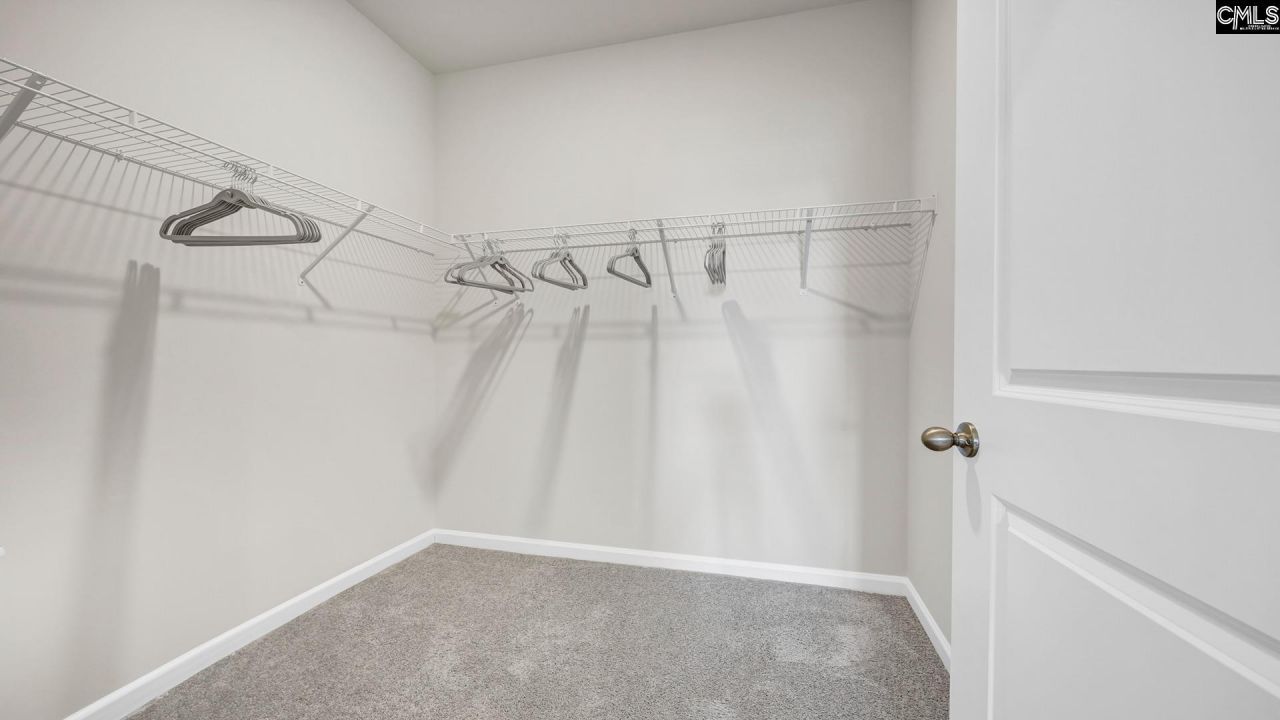 444 Leathertree Lane Photo 24