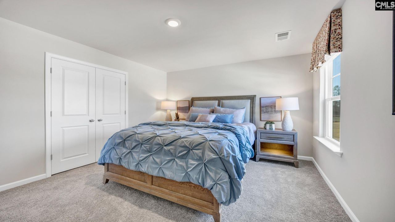 444 Leathertree Lane Photo 38