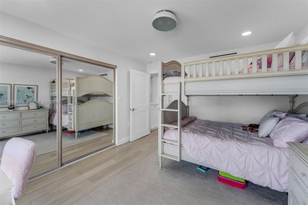 17 Poisonwood Rd, Key Largo, FL 33037 Photo