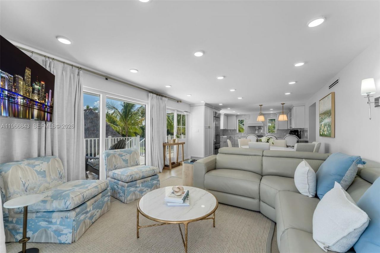 17 Poisonwood Rd, Key Largo, FL 33037 Photo