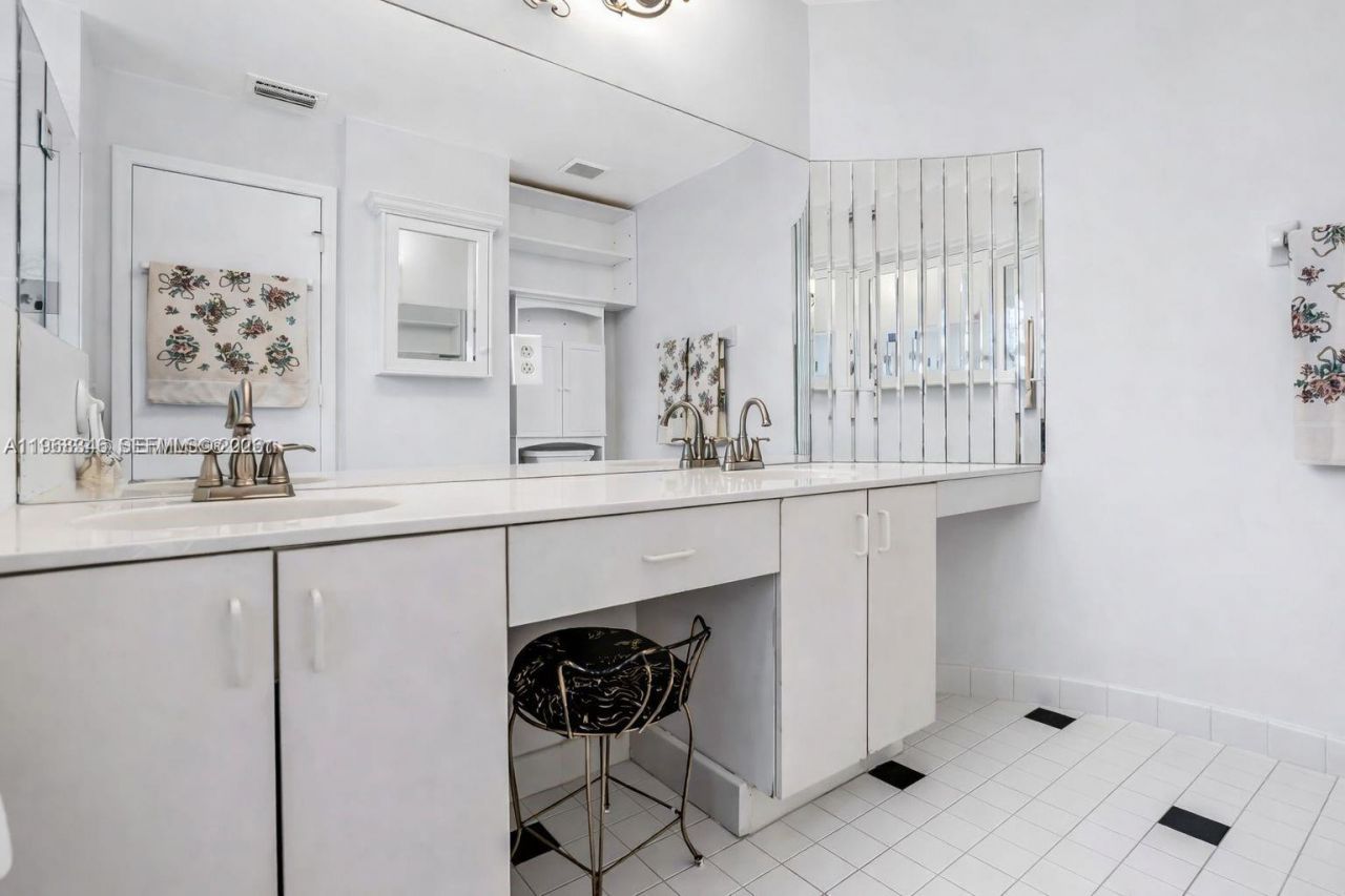 1391 SW 181st Ave, Pembroke Pines, FL 33029 Photo