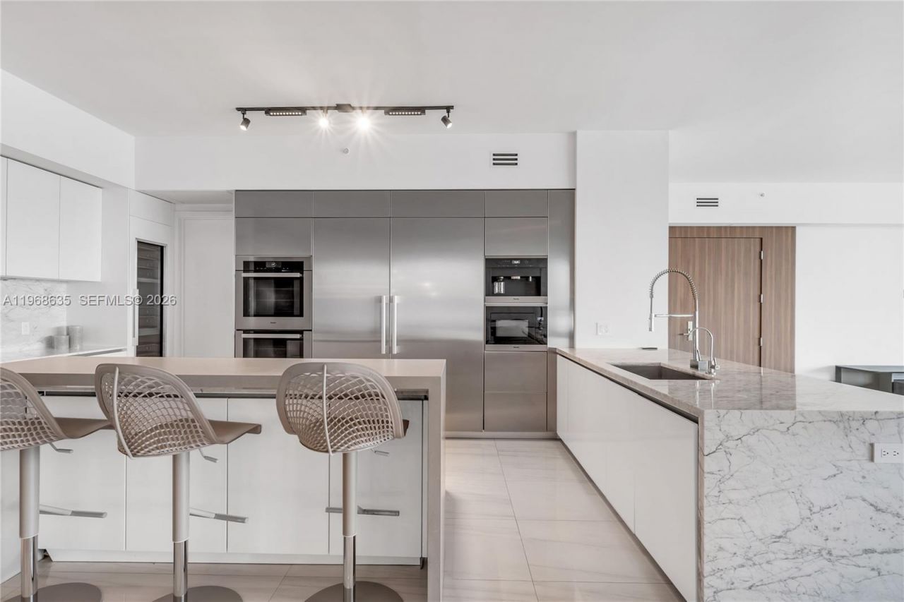 5000 Island Estates Dr, Unit 501, Aventura, FL 33160 Photo