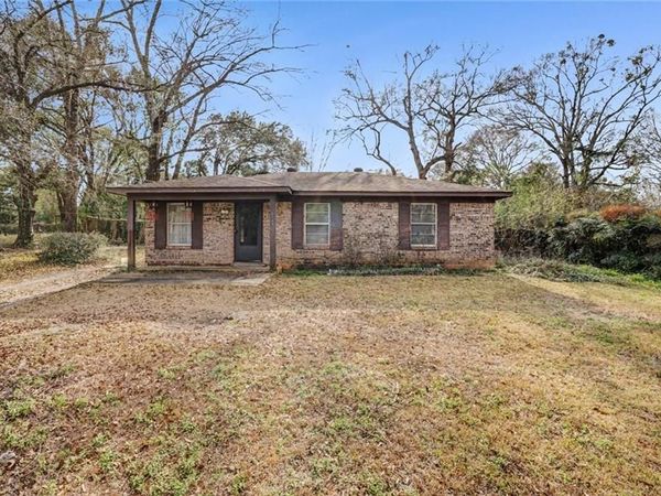 8385 Lake Ponchartrain Drive, Theodore, AL 36582