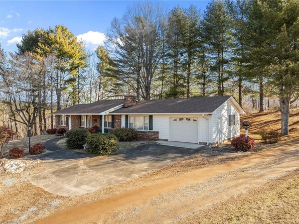 1017 Lawson Alley Lane , Lawsonville, NC 27022