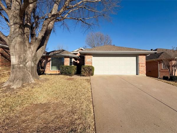 4220 Boulder Park Drive, Fort Worth, TX 76040