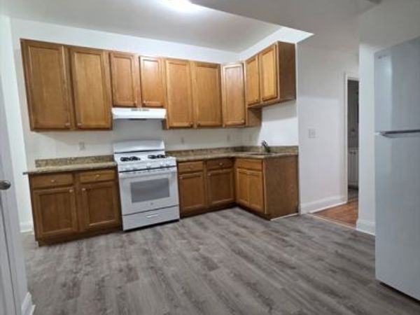 136 Chestnut St, Unit 2, Chelsea, MA 02150