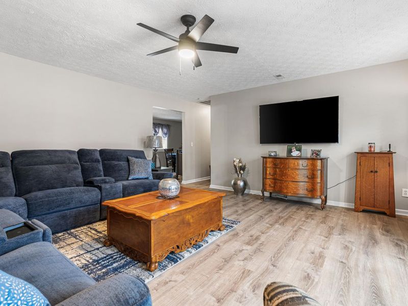 11126 Lakeview Drive, Union, KY 41091 Photo 9