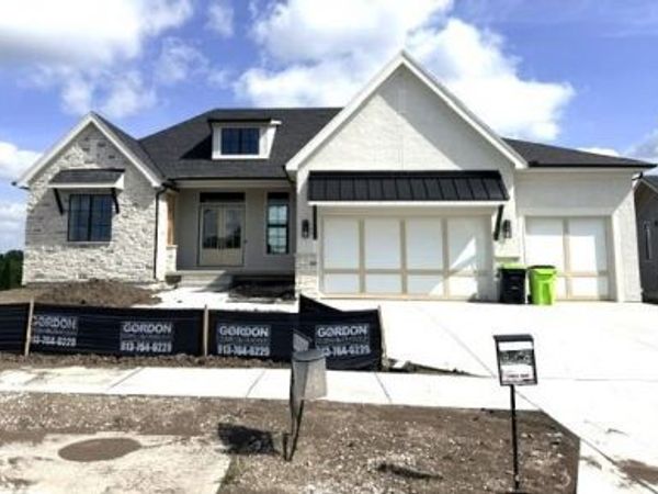 4414 W 136th Street, Leawood, KS 66224