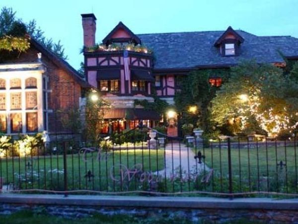 1272 SW Fillmore Street, Topeka, KS 66604