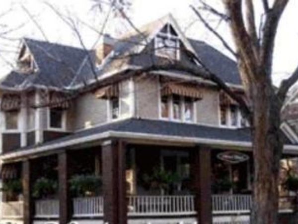 1263 SW Fillmore Street, Topeka, KS 66604