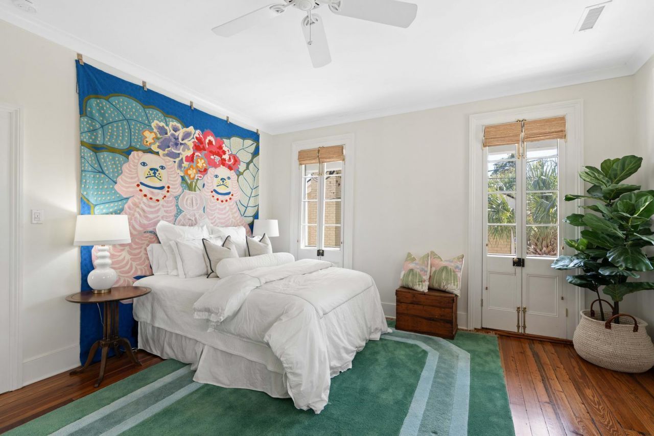 18 Logan Street Photo 48