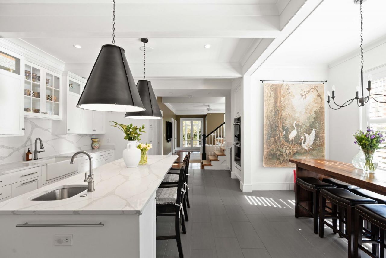 18 Logan Street Photo 5