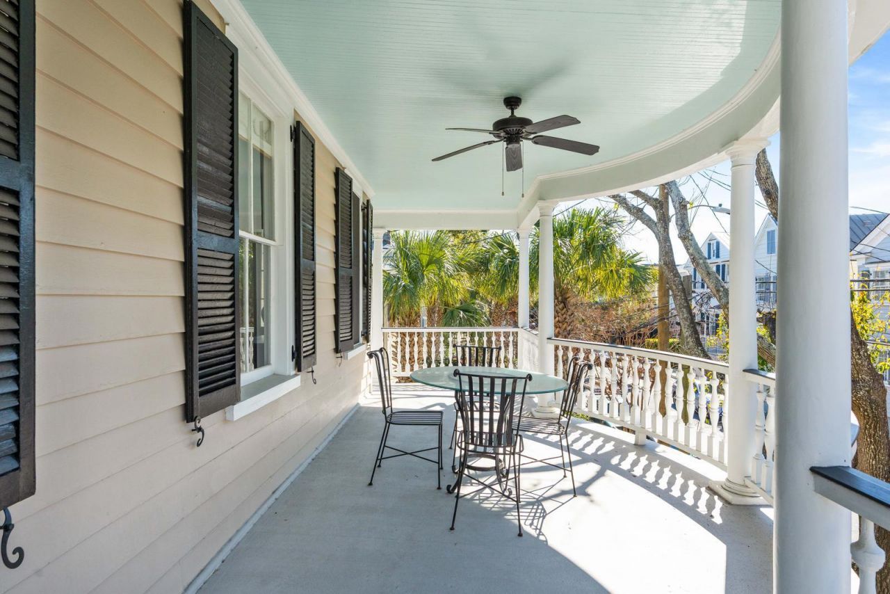 18 Logan Street Photo 56