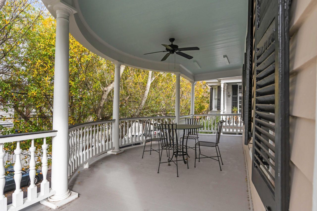 18 Logan Street Photo 63