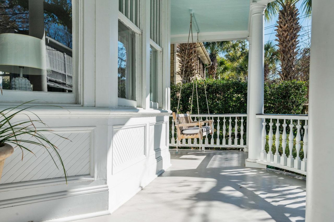 18 Logan Street Photo 9