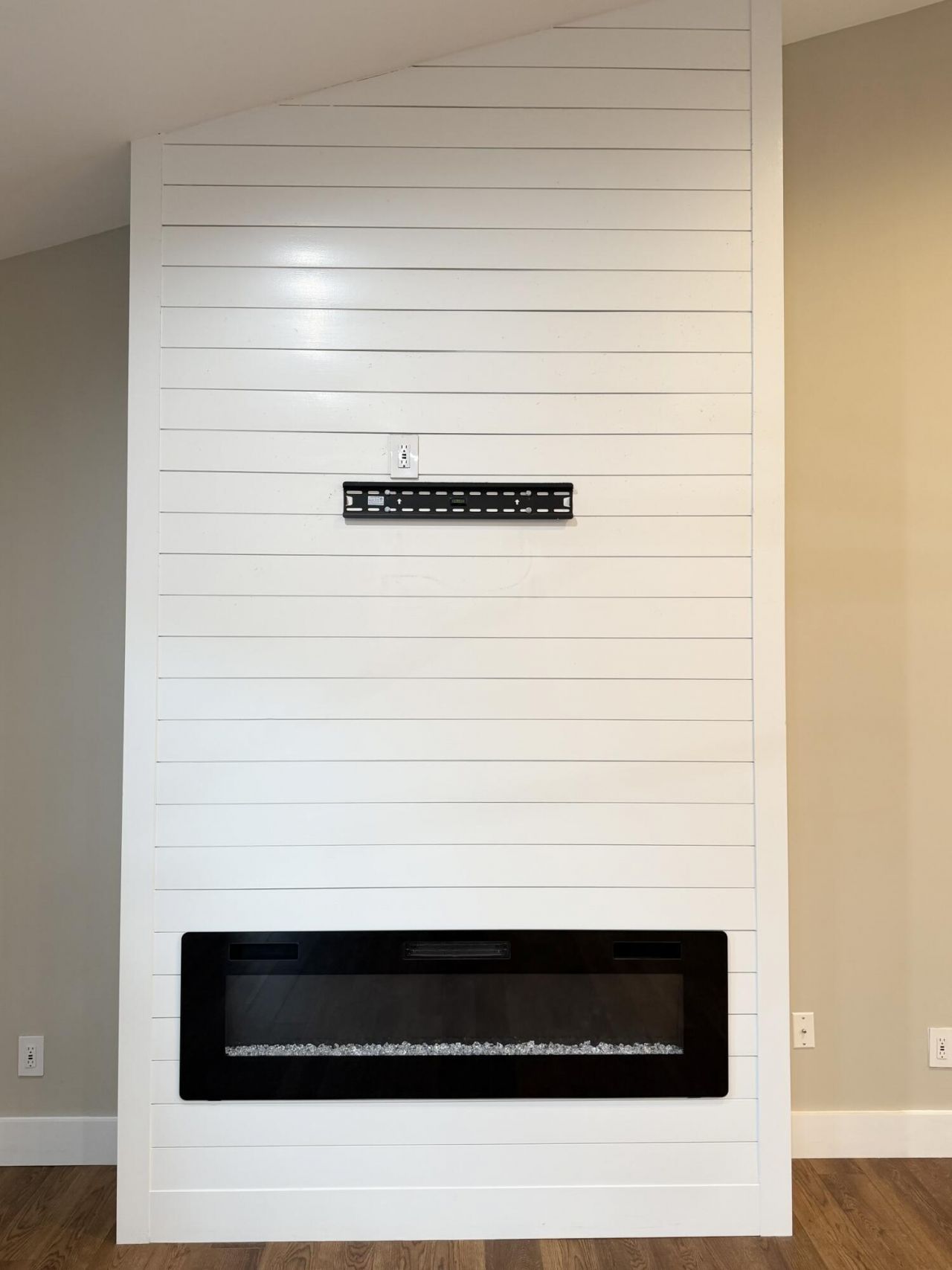 158 Industrial Road Photo 12