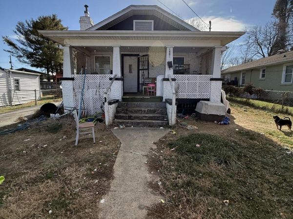 1406 Happy Valley Street, Elizabethton, TN 37643