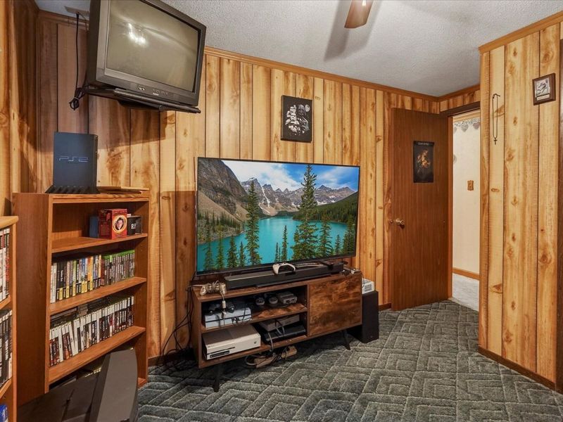 251 E 1st Street, London, OH 43140 Photo 22