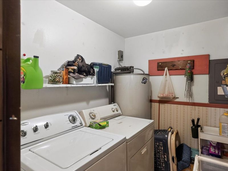 251 E 1st Street, London, OH 43140 Photo 25