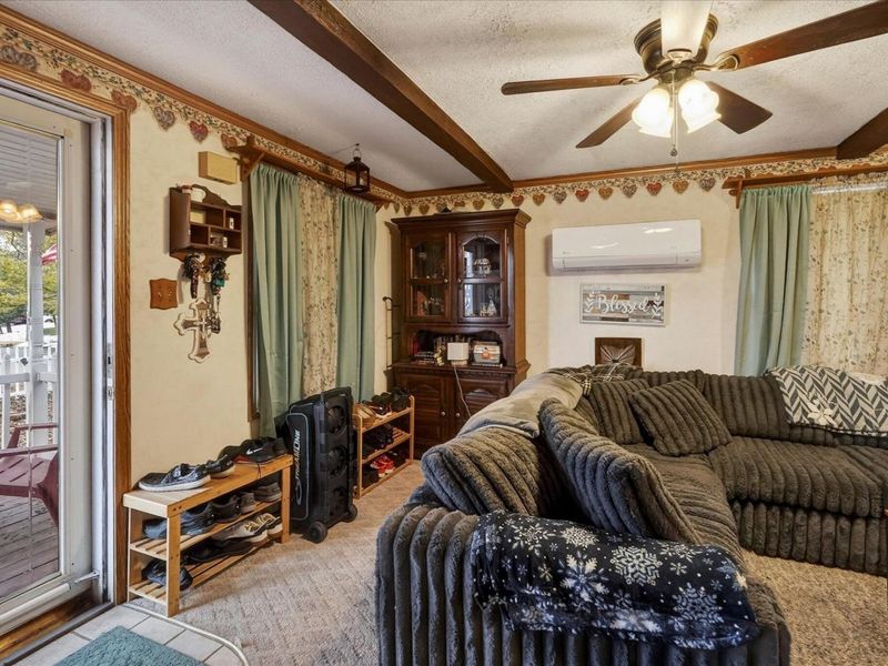 251 E 1st Street, London, OH 43140 Photo 6