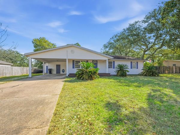 119 NW Carol Avenue, Fort Walton Beach, FL 32548