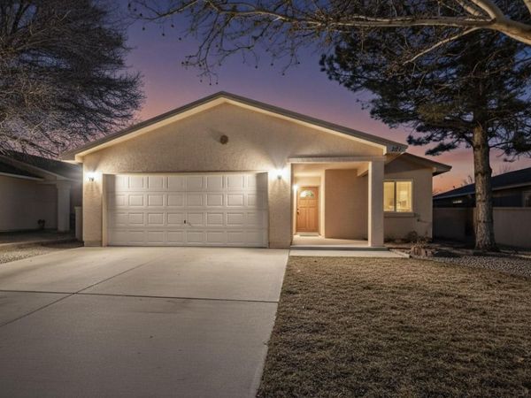 3032 Laurel Meadows Drive NE, Rio Rancho, NM 87144