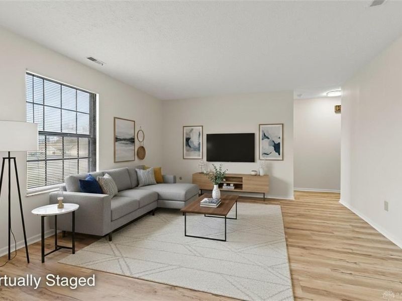 971 Pine Needles Drive, Washington Township, OH 45458 Photo 2