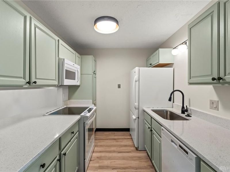 971 Pine Needles Drive, Washington Township, OH 45458 Photo 8