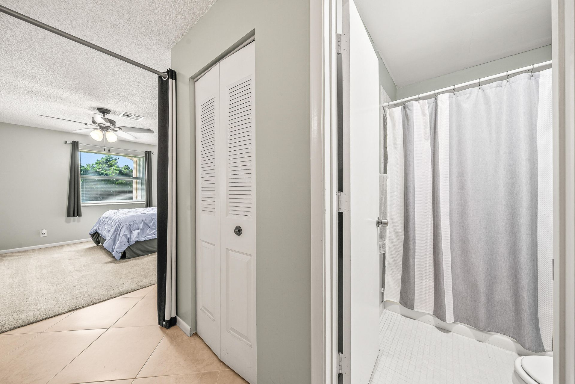 1640 NW 19th Terrace, Unit 203, Delray Beach, FL 33445 Photo