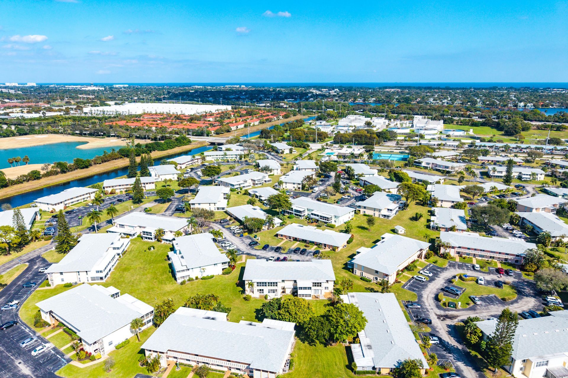 1640 NW 19th Terrace, Unit 203, Delray Beach, FL 33445 Photo