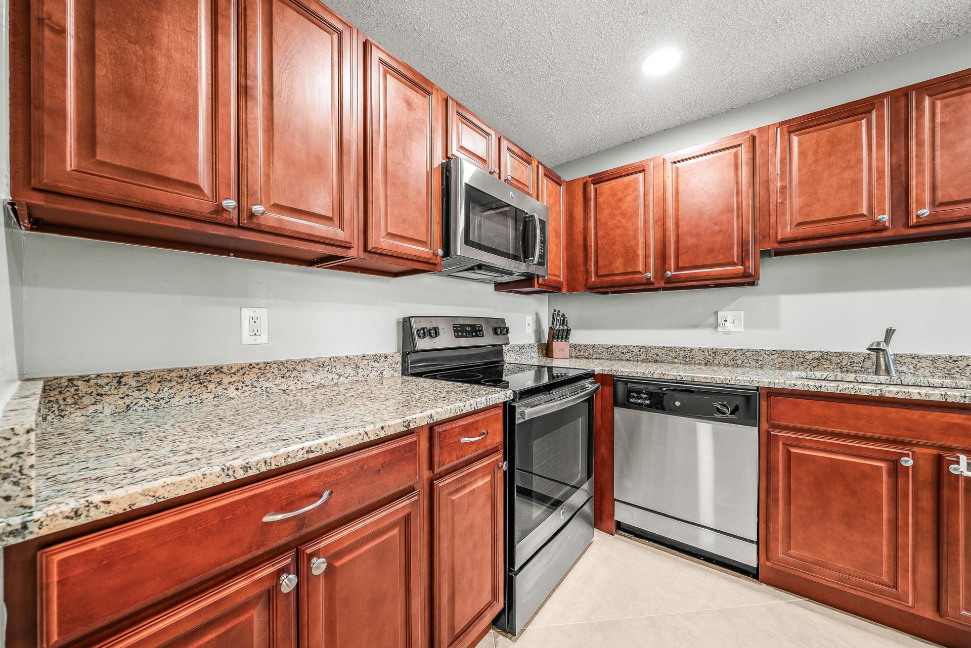 1640 NW 19th Terrace, Unit 203, Delray Beach, FL 33445 Photo