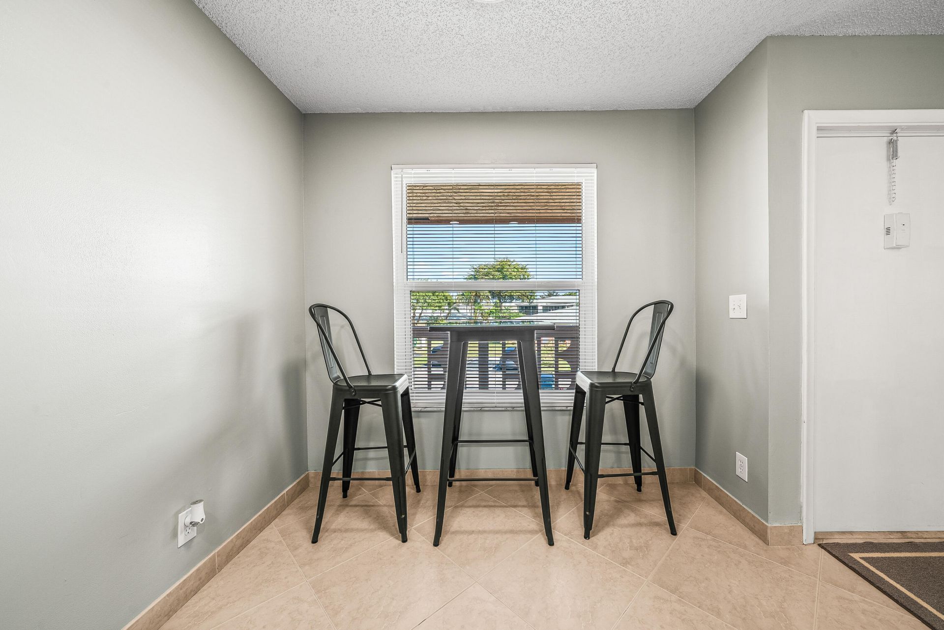 1640 NW 19th Terrace, Unit 203, Delray Beach, FL 33445 Photo