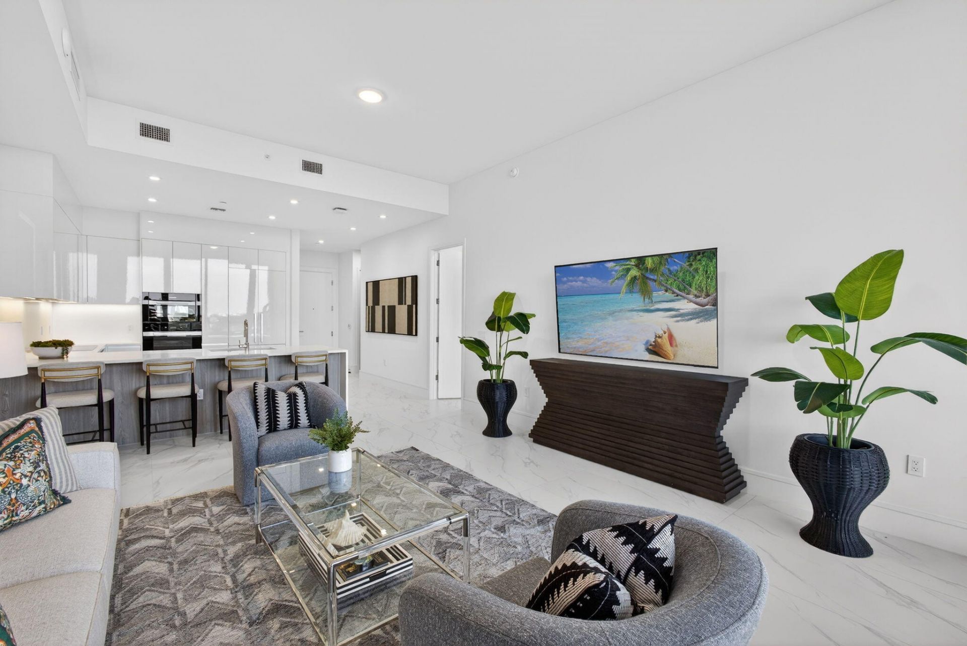 220 Lake Shore Drive, Unit 609, Lake Park, FL 33403 Photo