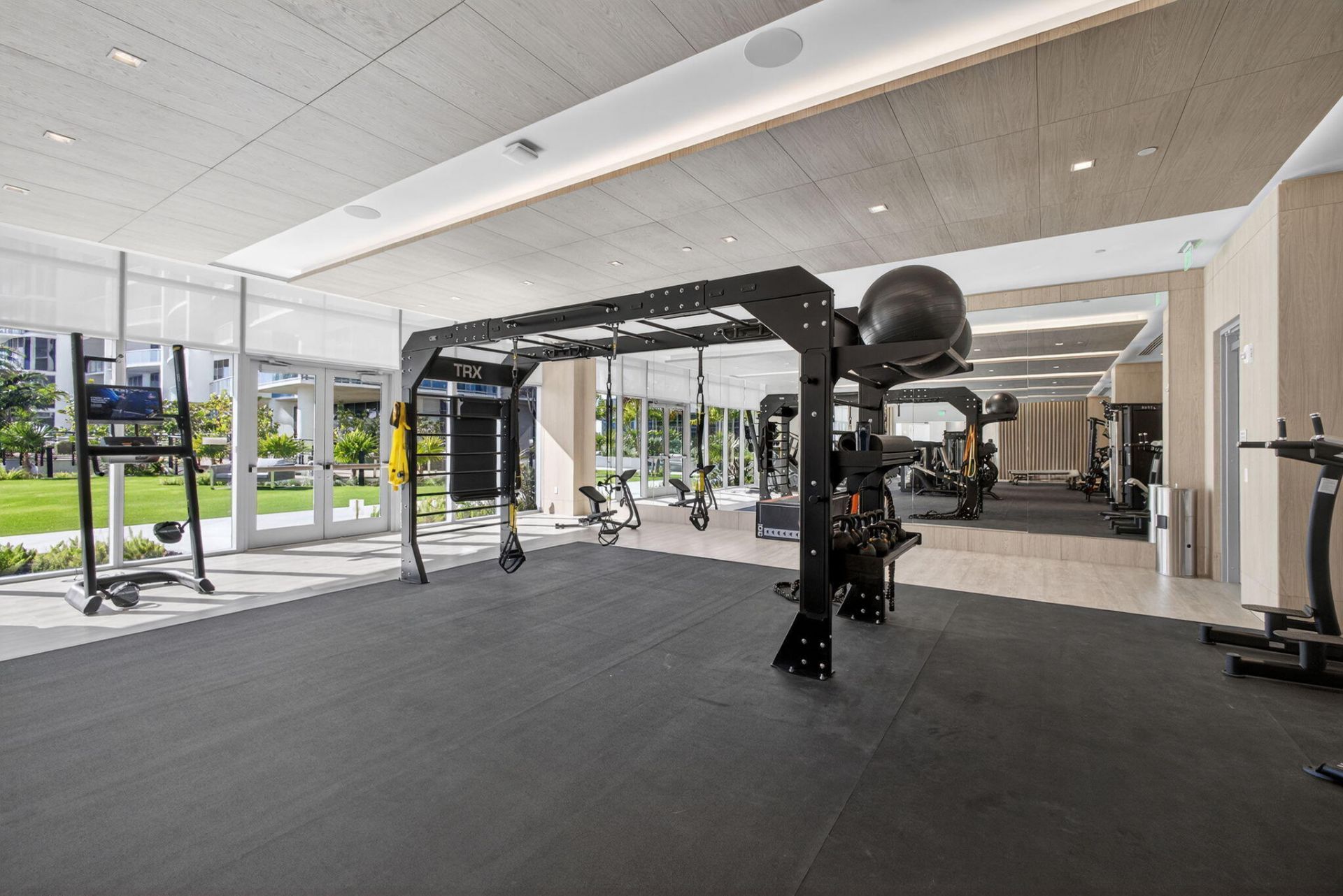 220 Lake Shore Drive, Unit 609, Lake Park, FL 33403 Photo