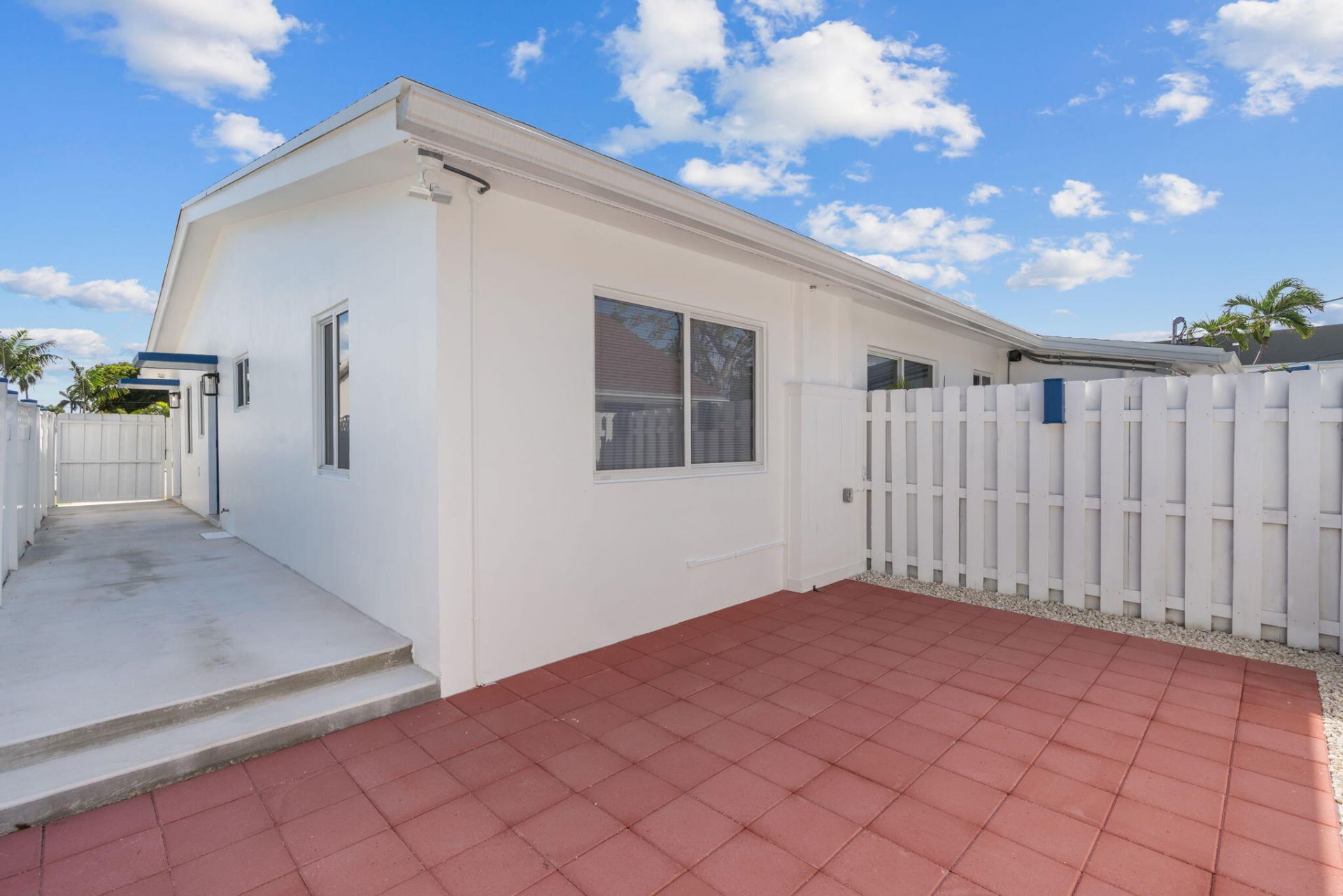 1539-1541 NE 15th Avenue, Fort Lauderdale, FL 33304 Photo