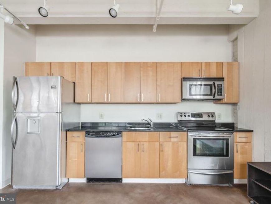 412 S 13th Street, Unit 208, Philadelphia, PA 19147 Main Photo