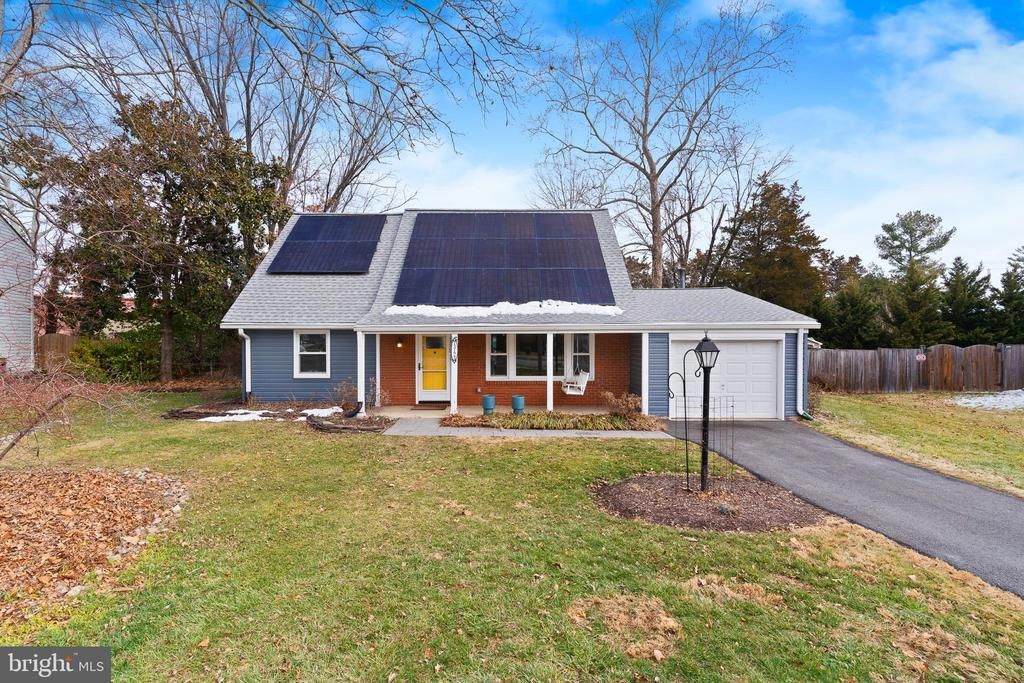 13124 Pavilion Lane, Fairfax, VA 22033 Main Photo