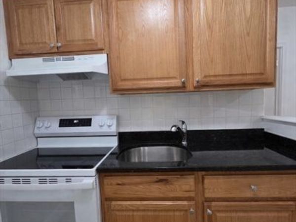 28 Carmel St, Unit 2, Chelsea, MA 02150