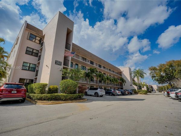 2901 N Nob Hill Rd , Unit 303, Sunrise, FL 33322