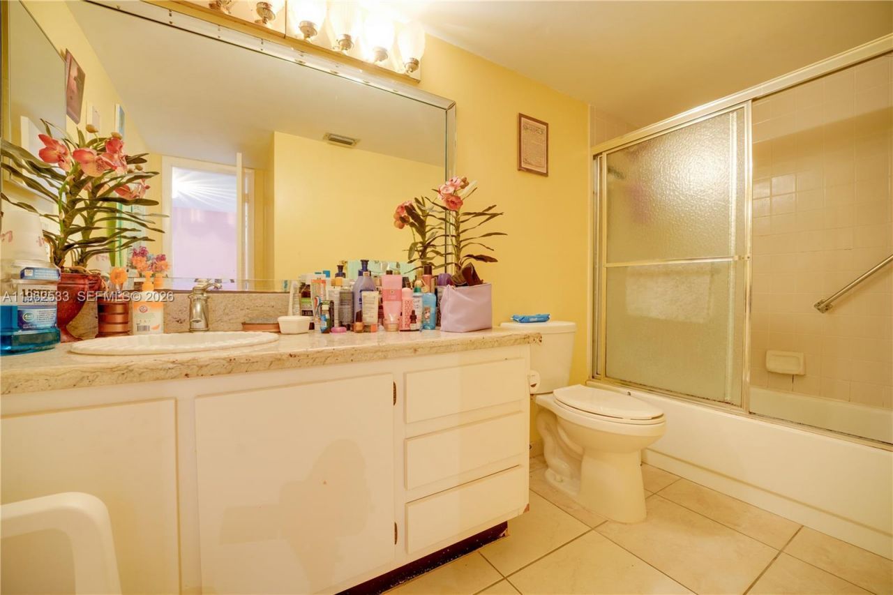 2901 N Nob Hill Rd , Unit 303, Sunrise, FL 33322 Photo