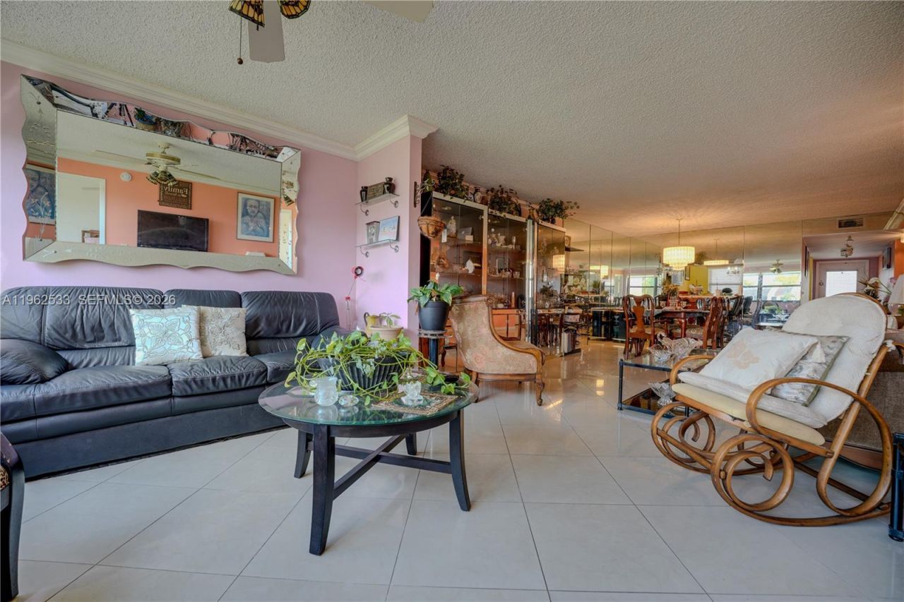 2901 N Nob Hill Rd , Unit 303, Sunrise, FL 33322 Photo