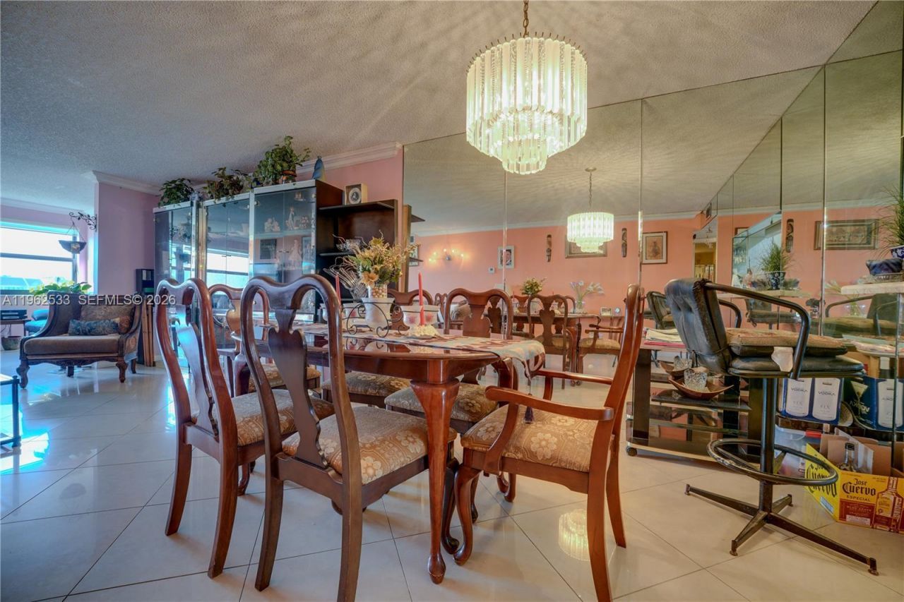 2901 N Nob Hill Rd, Unit 303, Sunrise, FL 33322 Photo