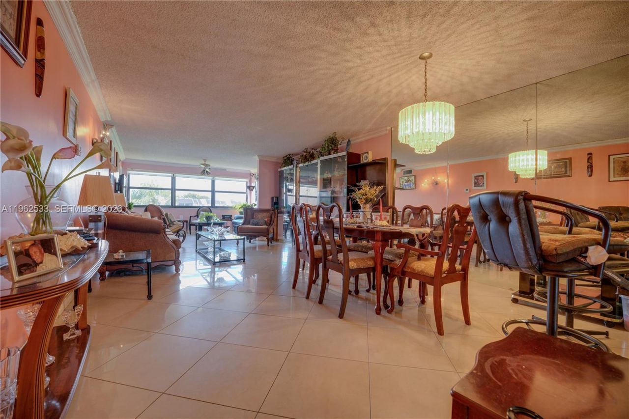 2901 N Nob Hill Rd, Unit 303, Sunrise, FL 33322 Photo