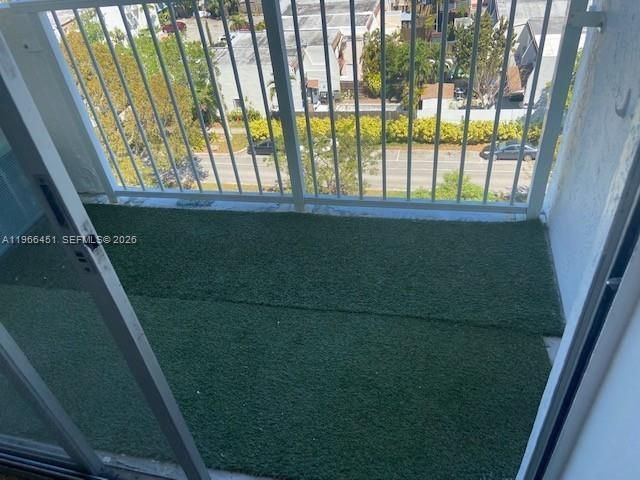 2020 NE 135th St, Unit 901, North Miami, FL 33181 Photo