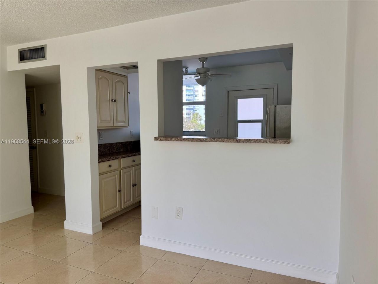 2855 Leonard Dr , Unit H202, Aventura, FL 33160 Photo