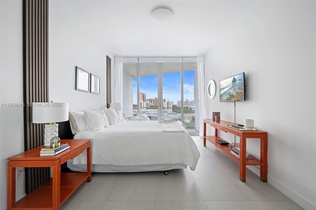 16901 Collins Ave, Unit 602, Sunny Isles Beach, FL 33160 Photo