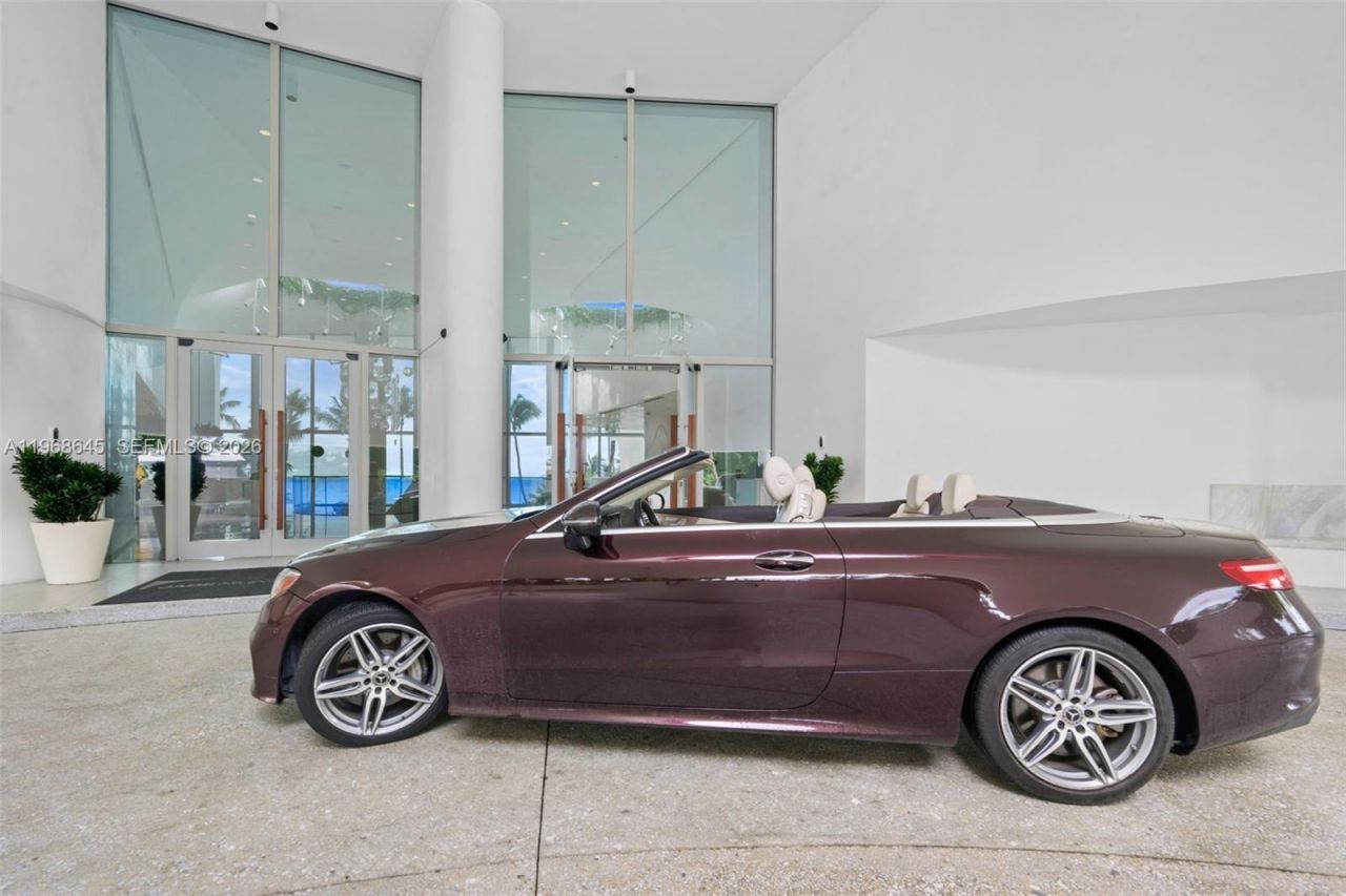 16901 Collins Ave, Unit 602, Sunny Isles Beach, FL 33160 Photo